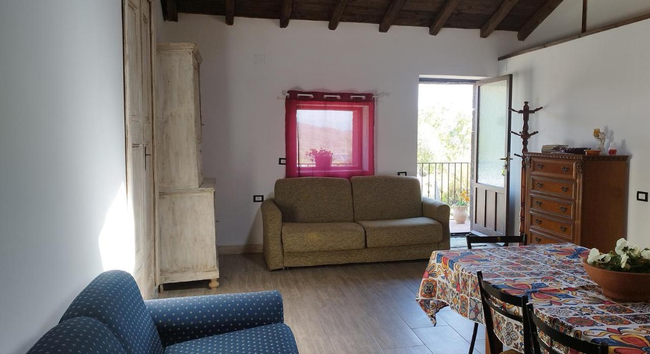 Villa Alessio - Case Vacanza Con Piscina Sull'Etna Puntalazzo 외부 사진